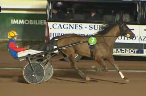 Lire la suite à propos de l’article Nassandra double brillamment la mise